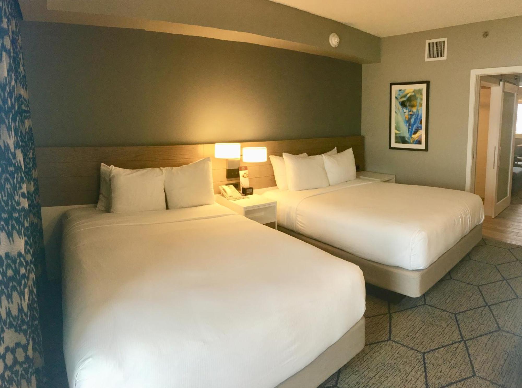 Doubletree Suites By Hilton Melbourne Beach Oceanfront Exterior foto