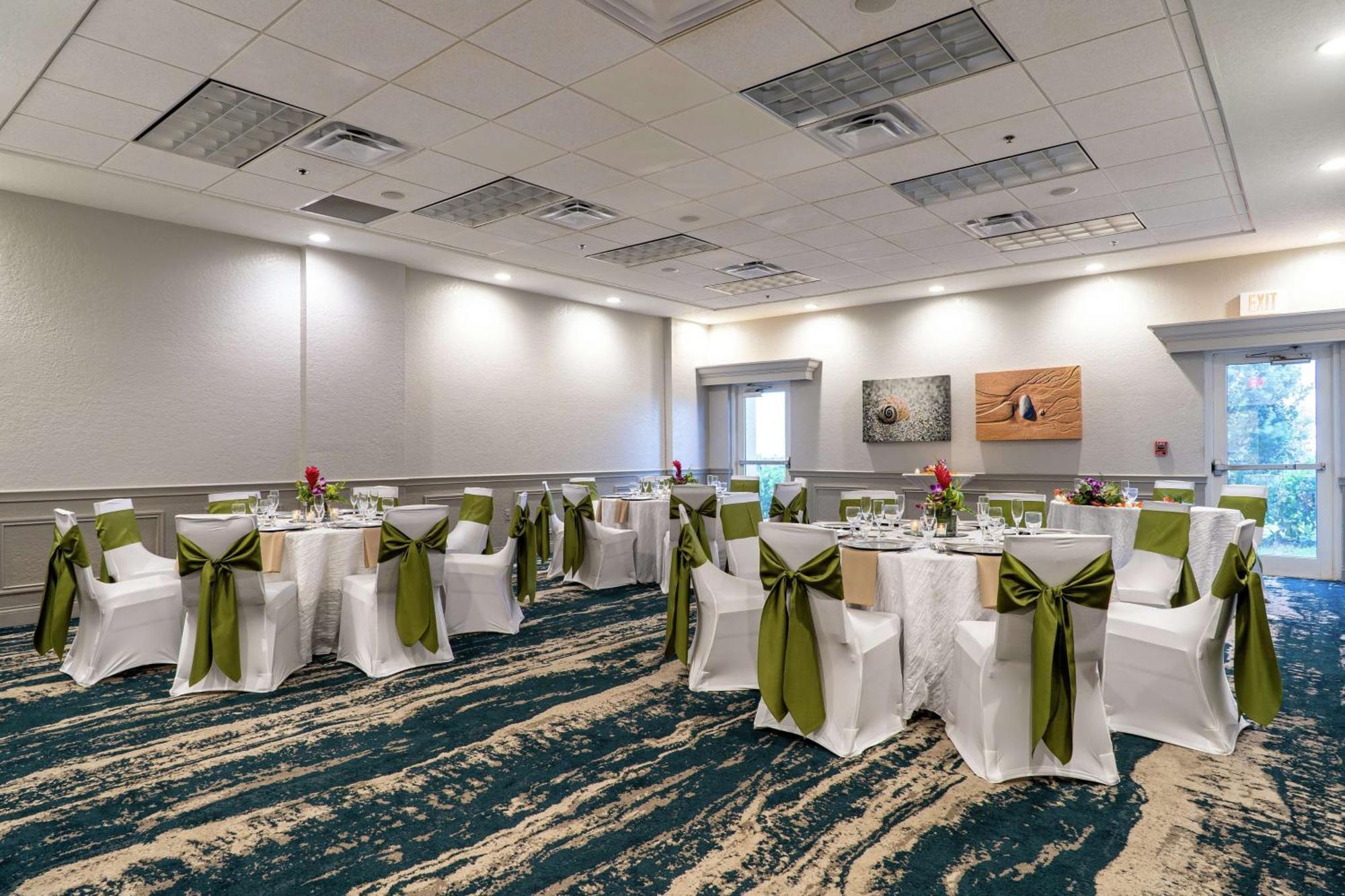Doubletree Suites By Hilton Melbourne Beach Oceanfront Exterior foto